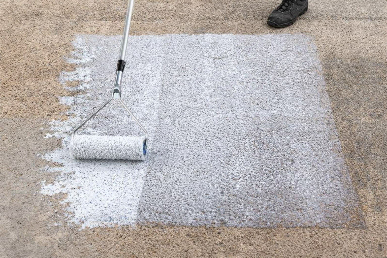 Sous-couche adh&eacute;rente SC 11 pour les fonds absorbants, ciment, chape, platres etc.